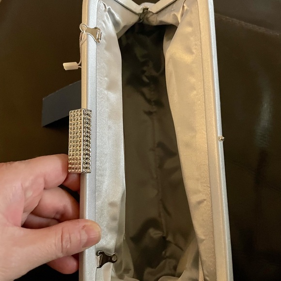 Evening Bag in Silver Satin with Crystal Embellished Clasp - Picture 7 of 7